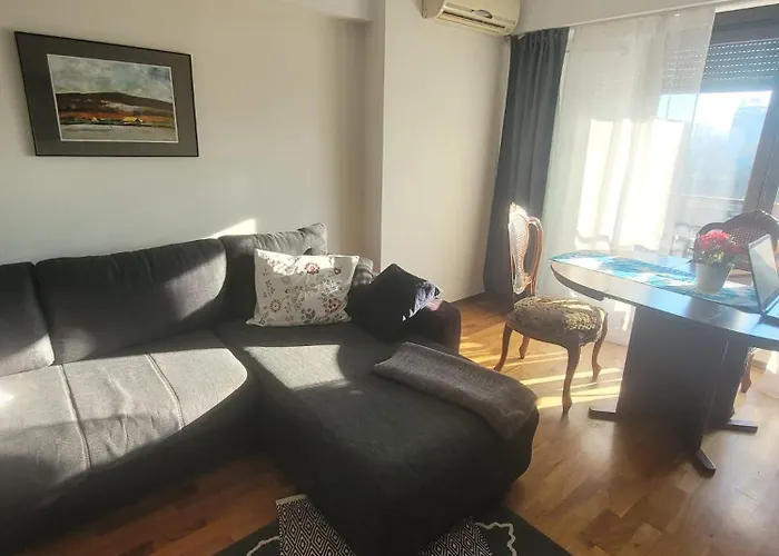 Ultracentral * Βουκουρέστι