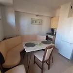 شقة Ultracentral